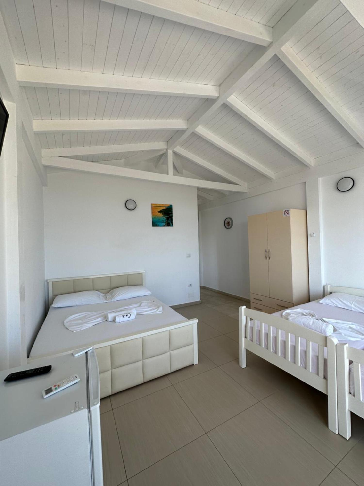 Essos Villas Dhermi Exterior photo